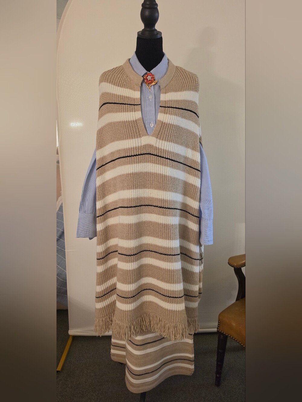 Zara Knit Poncho Cape And Skirt Set - Large